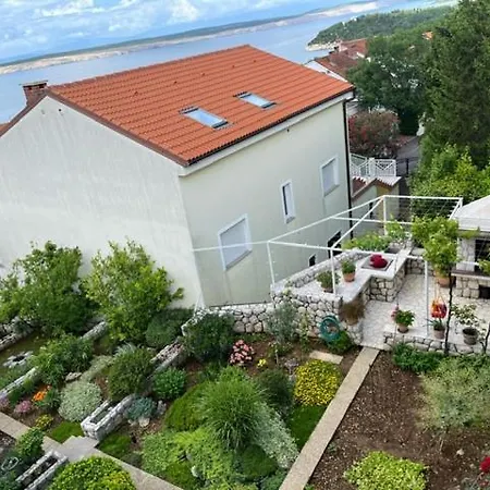 Apartment Laura Dramalj
